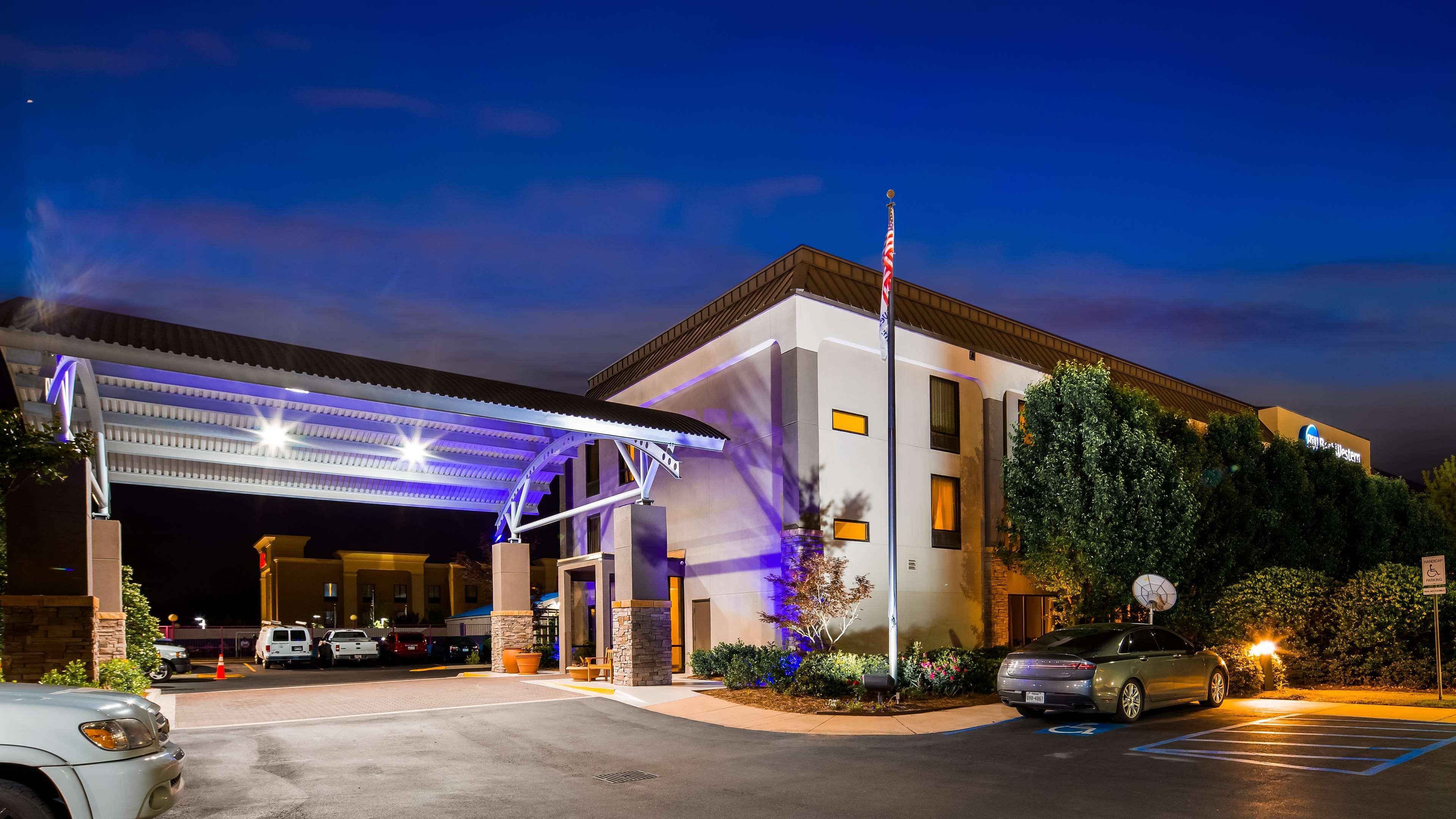 Days Inn By Wyndham Laurel Ms Exterior photo