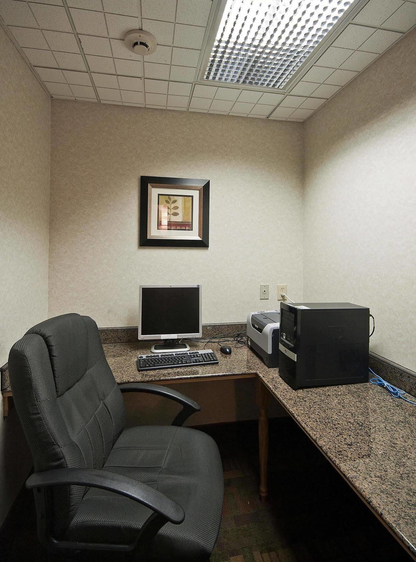 Days Inn By Wyndham Laurel Ms Facilities photo